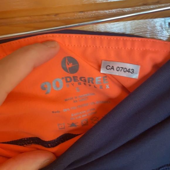 *free with purchase* 90 degree by reflex yoga pants - Picture 3 of 8